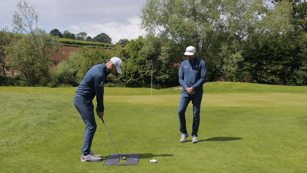 Ball Striker Alignment Towel 42-A0101